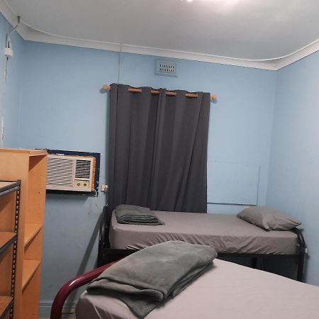 Ozi Inn Backpackers - Perth - מראה חיצוני תמונה