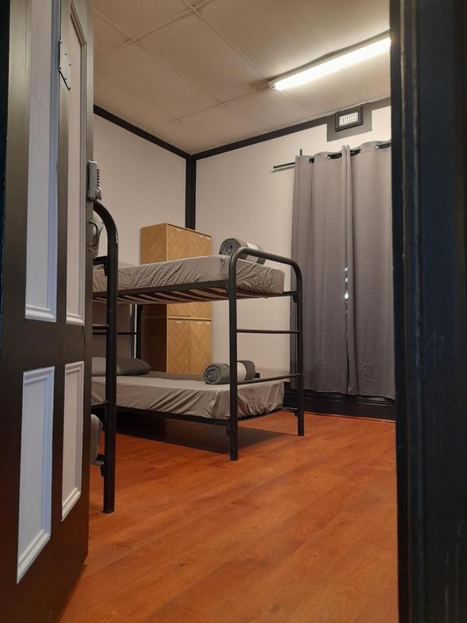 Ozi Inn Backpackers - Perth - מראה חיצוני תמונה