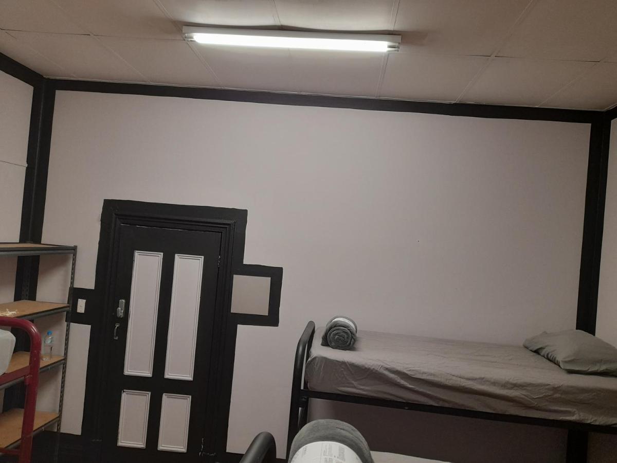 Ozi Inn Backpackers - Perth - מראה חיצוני תמונה