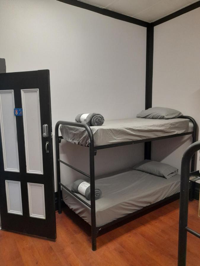 Ozi Inn Backpackers - Perth - מראה חיצוני תמונה
