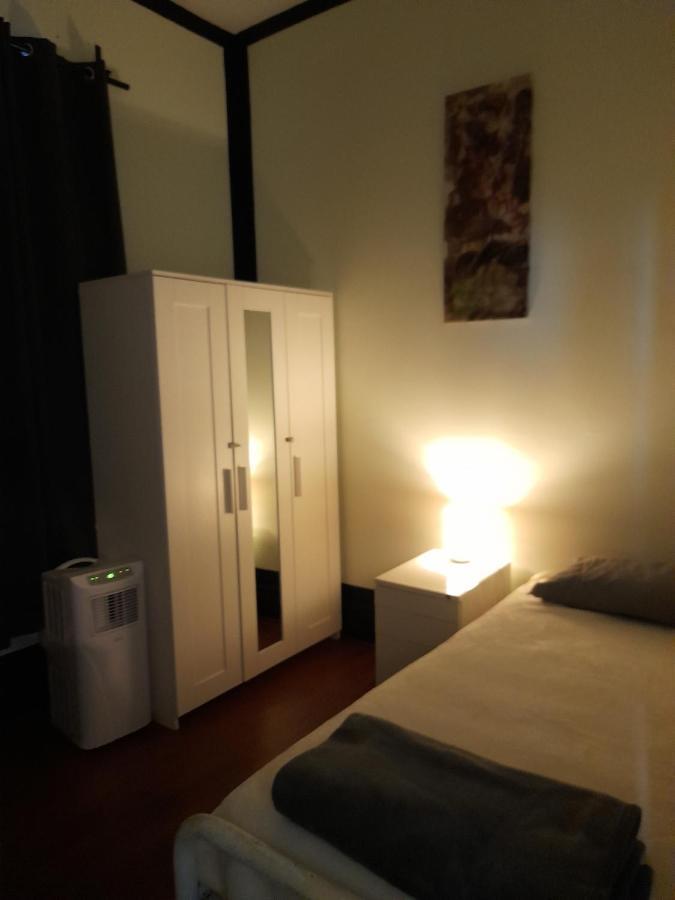 Ozi Inn Backpackers - Perth - מראה חיצוני תמונה