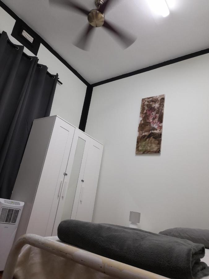 Ozi Inn Backpackers - Perth - מראה חיצוני תמונה